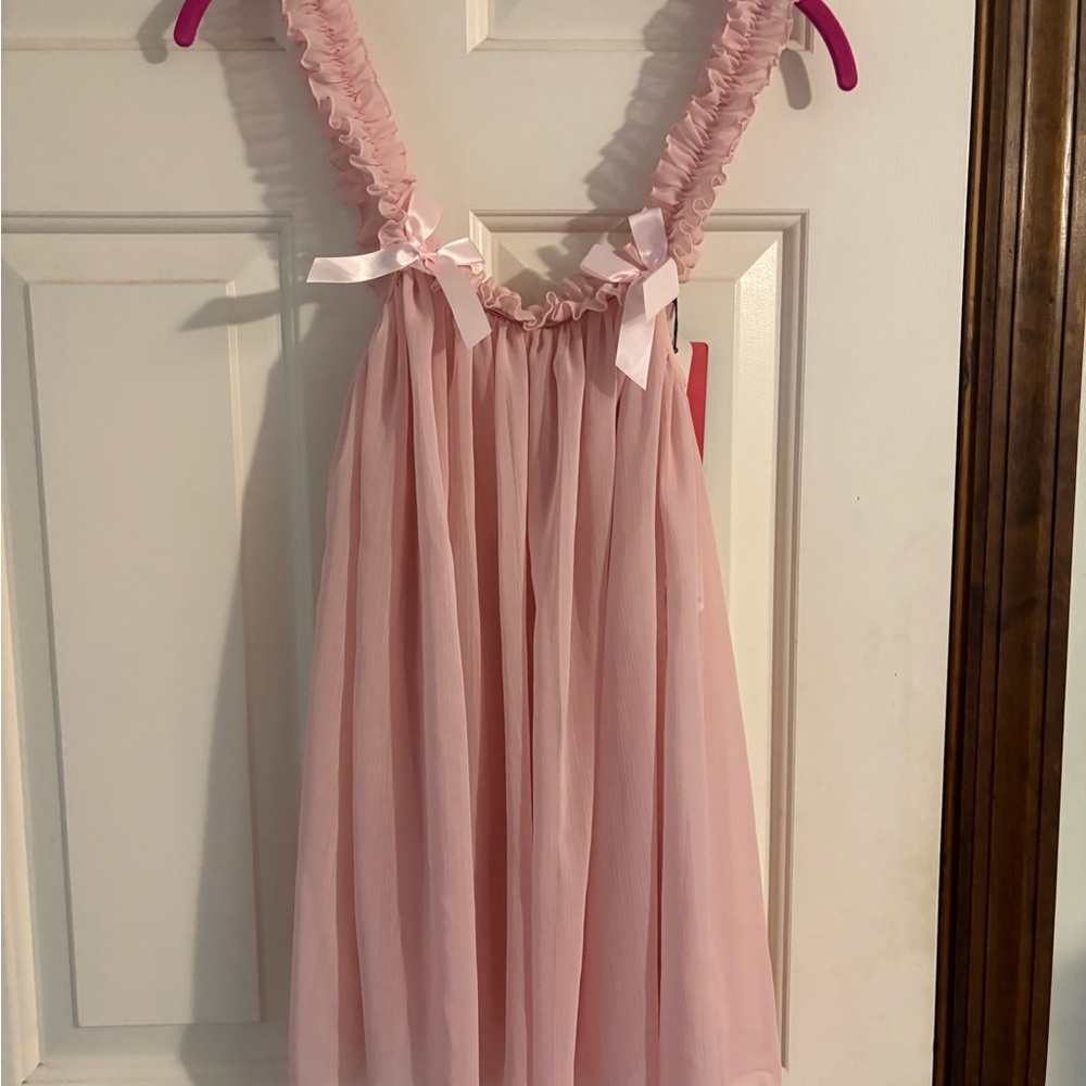 Romwe Pink Ruffled Sleeveless Dress